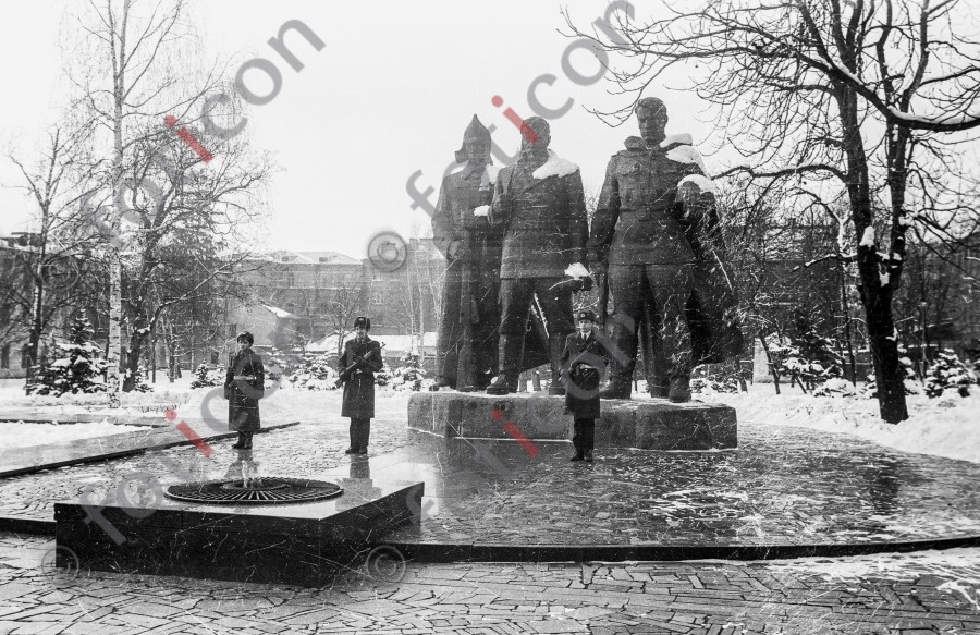 Ehrenwache im Kozitsky Park | Guard of honor in Kozitsky Park (Harder-007_0062Bild027.jpg)